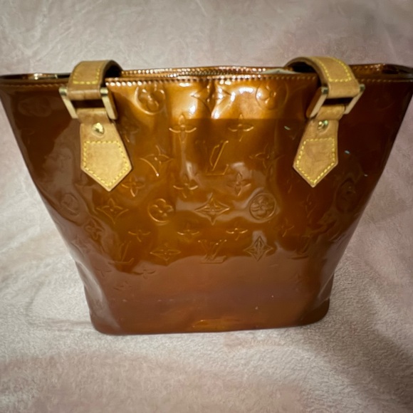 Exclusively for @luxuryforless08! - Picture 4 of 13